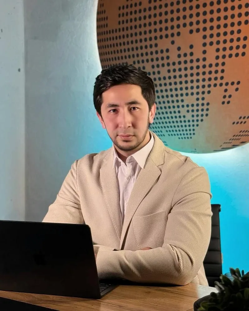 Abdullox Azizxanov